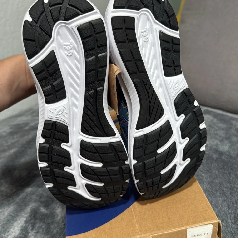 ASICS Athletic Sneakers - Picture 5 of 6